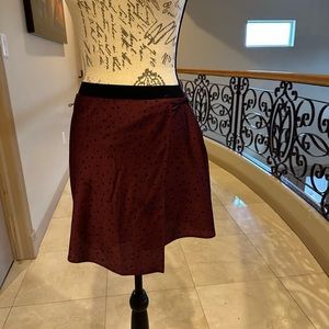 wine color skirt w spots very elegant and silk like